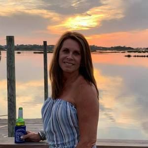 Meet your Posher, Suzanne